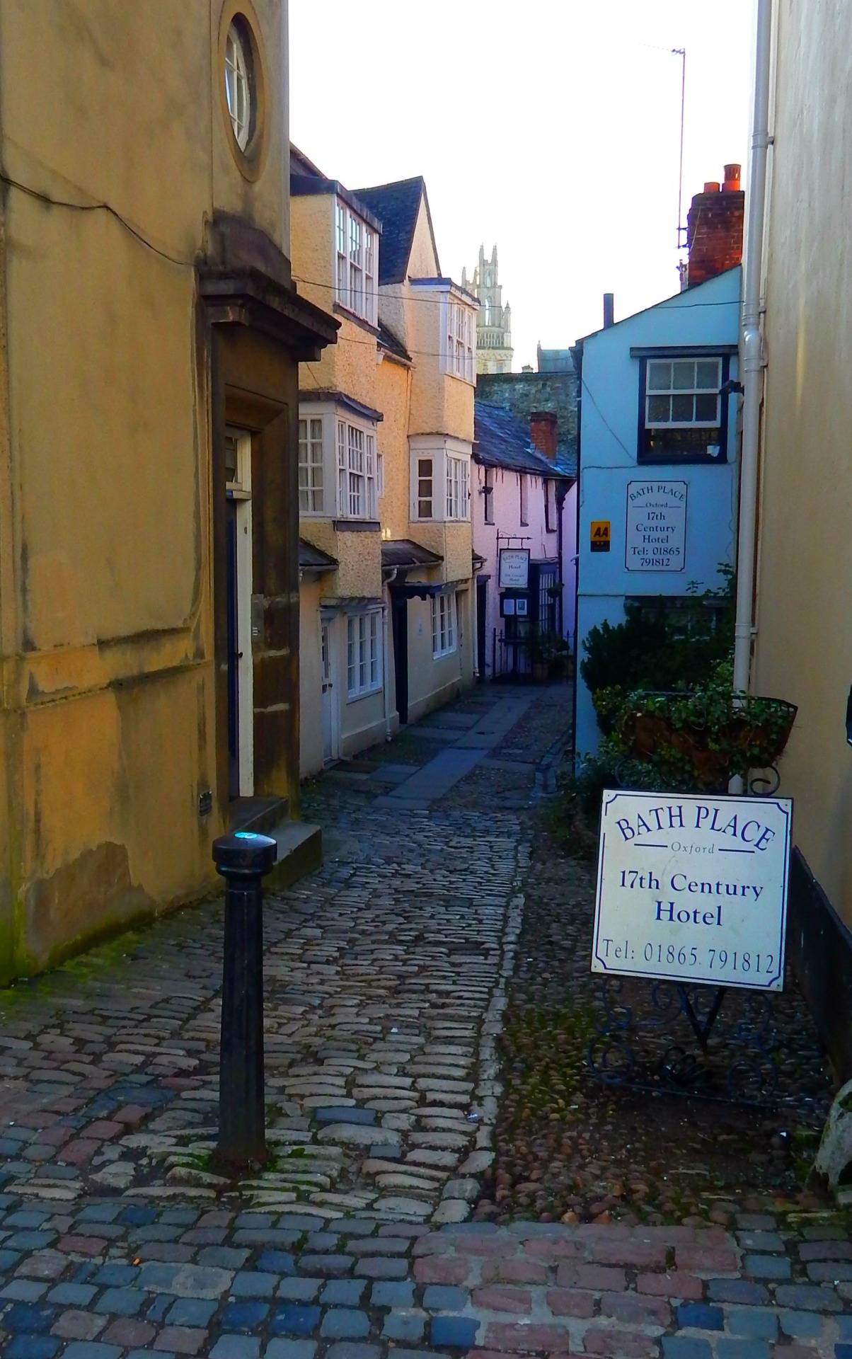 fuckitandmovetobritain:  England [25] : Bath, Canterbury, Ely, Oxford, Cambridge,
