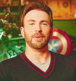 joshbryan32love:  tsundereslasher:  Chris Evans Alphabet → Beard  Respect The