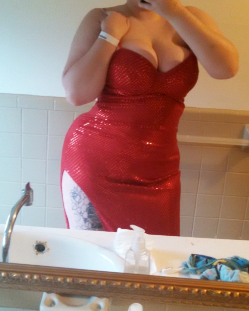 jesusniptits:  Going as Jessica Rabbit this Halloween 