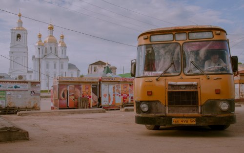 krasna-devica: Cinematic street photos of the Russian provinceby Daniil Maksyukov