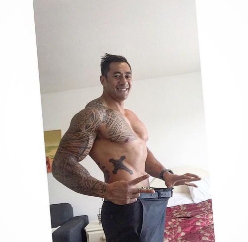 digbyioane:  Island guys