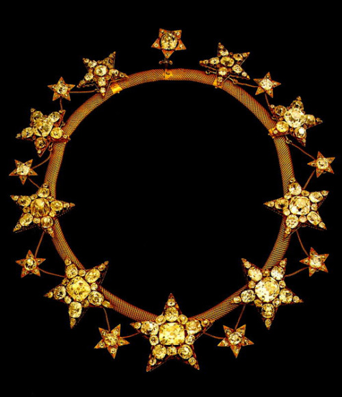 vintagegal:Portuguese Crown Jewels. Diadem of the Stars (Portuguese: Diadema das Estrelas) is a Diam