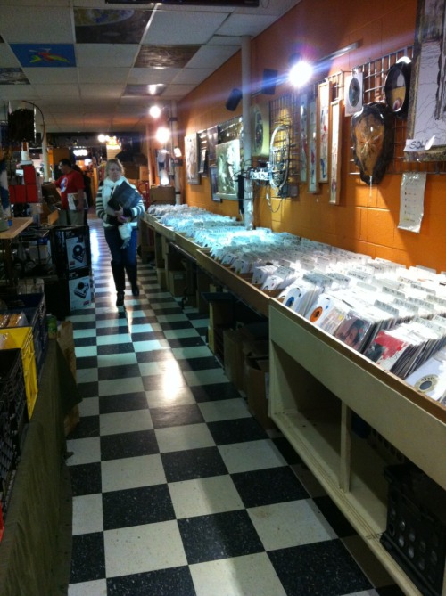 joanielynborders:  Lexington adventures for Record Store Day! 