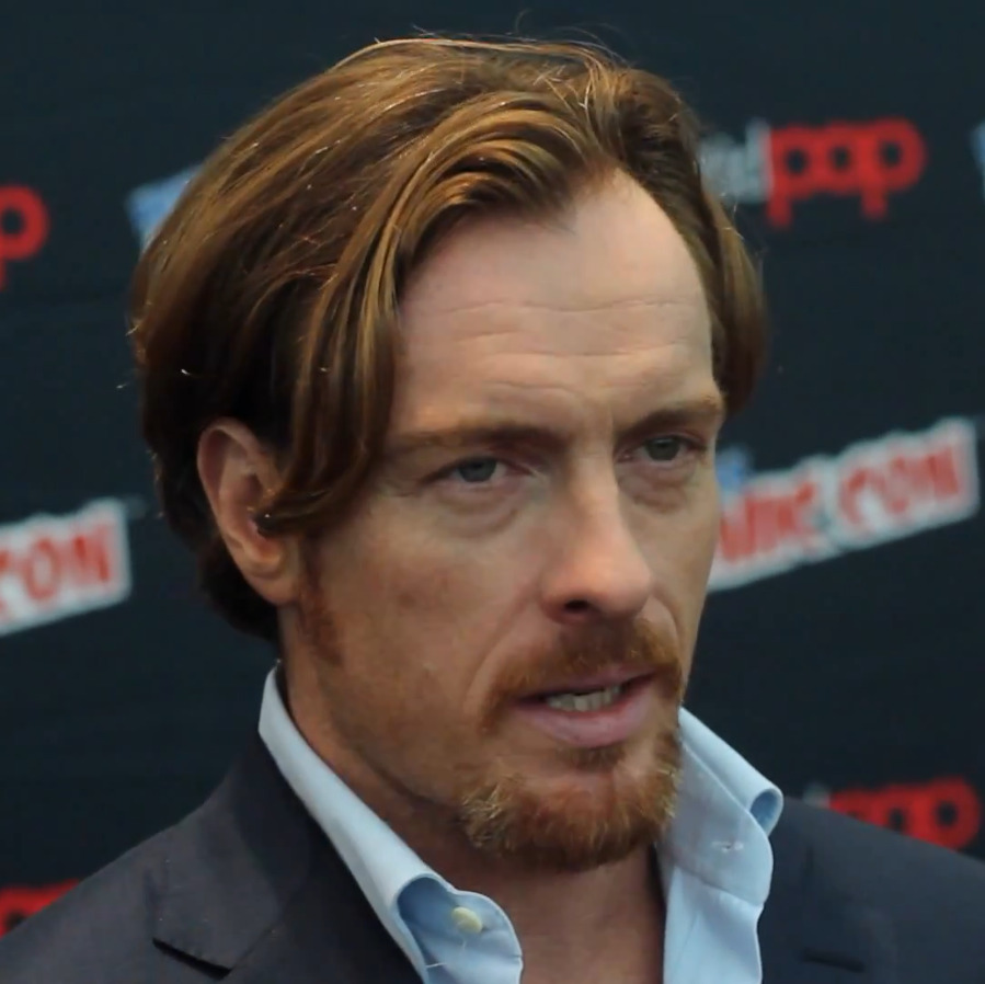 olincino:  TOBY STEPHENSNew York Comic Con 2014part 3