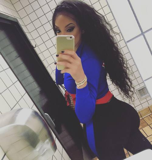 baddiesroundtheworld:  Battle of milfs Top: Antoinette Audream or Bottom: Ketly d Reblog with answer