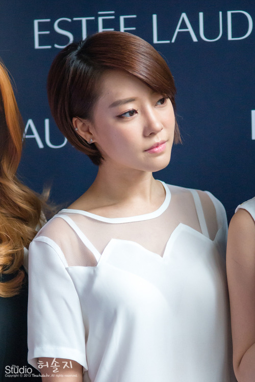 visualglow: 04/05 Woo Ri @ Estee Lauder Double Wear Lounge Open Event by TheStudio Credit as ta