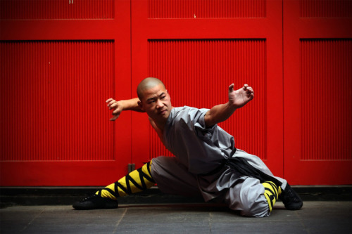taichiclothinguniforms:  Shaolin Kung Fu is walking towards the world.If you are