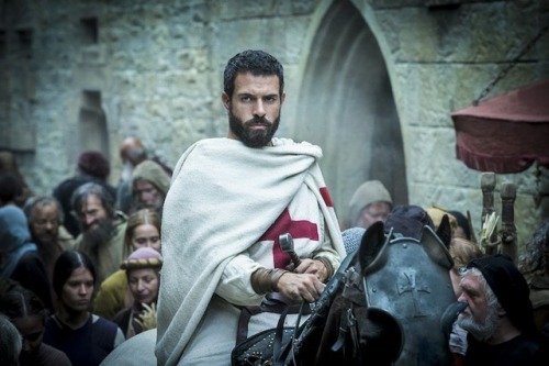 fuckyestomcullen: New photos of Tom Cullen starring as Landry in Knightfall, premiering on History o