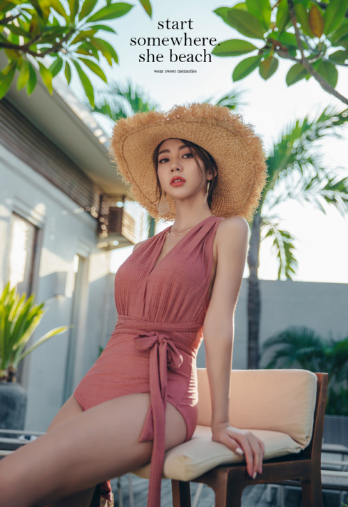 korean-dreams-girls:  Lee Chae Eun - July 12, 2019 Set   