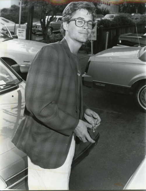 ohmy80s:Rob Lowe ft. 80’s glasses