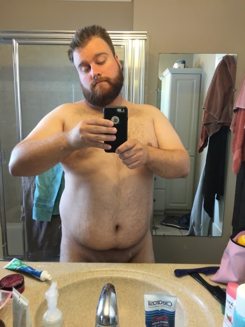 notlostonanadventure: It’s late, but here’s Tummy Tuesday! Took it this morning because 