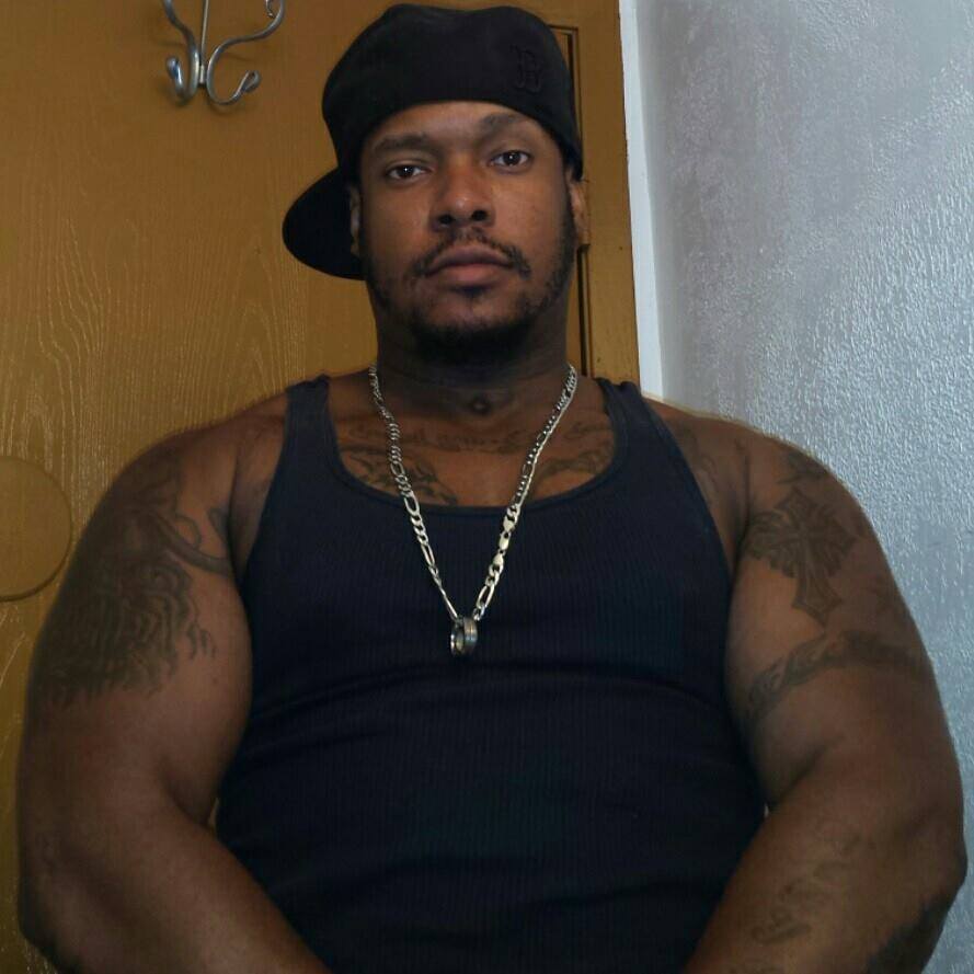 thickboyswag:  Thick and sexy