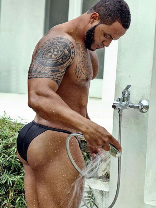 blackprotein:RICH and THICK just the way  “I LIKE IT” (Black Beautiful Protein)
