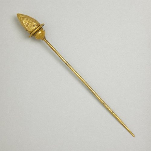 ancientjewels:1st century gold Roman hair pin decorated with a lotus bud. From the collection of the