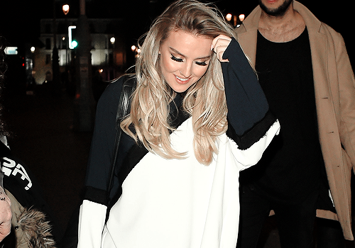 perriesource:Perrie Edwards arriving at a hotel in Brighton (March 14th 2016)