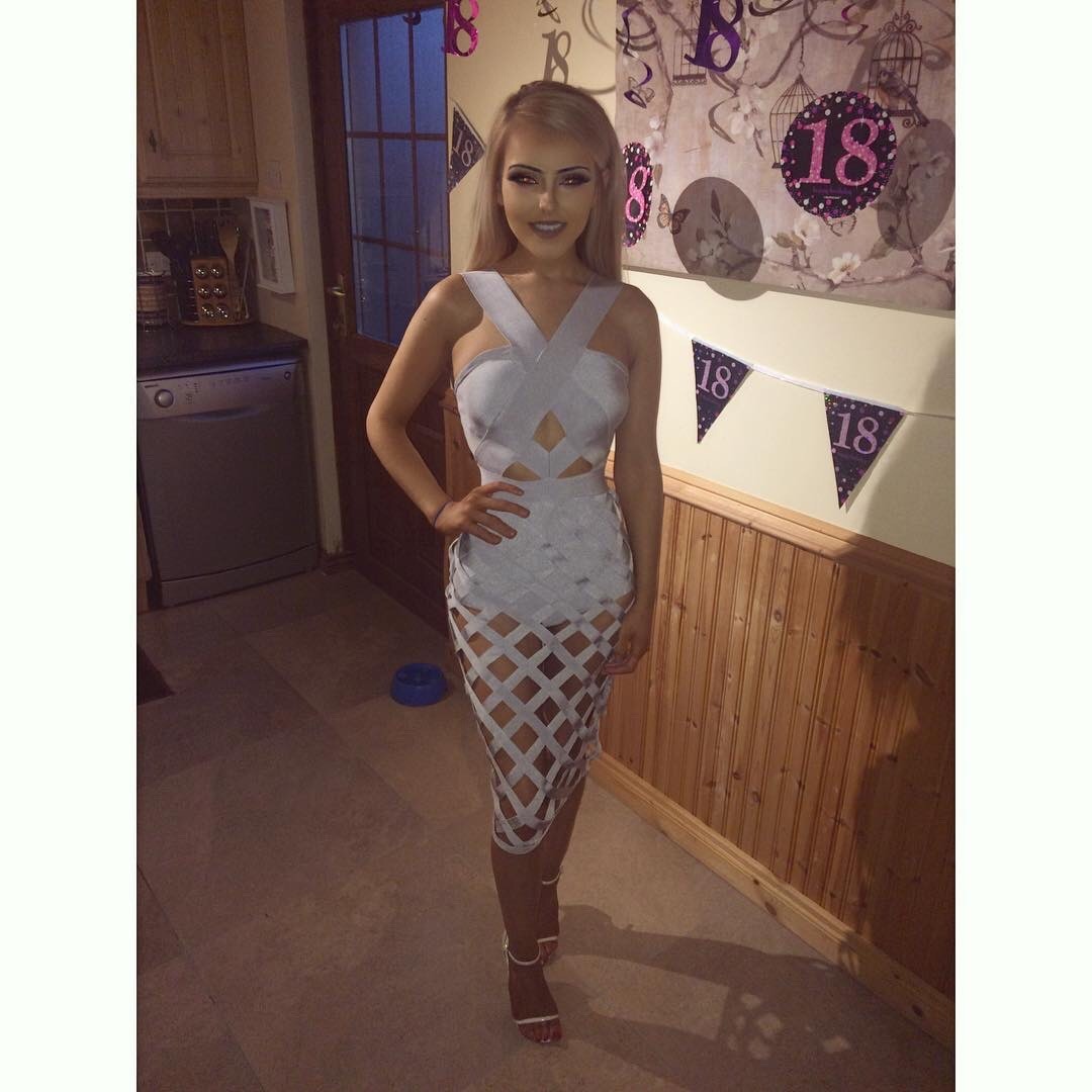 miteman48: johnathansimpson: Hot blonde slut luv this blonde cunt 