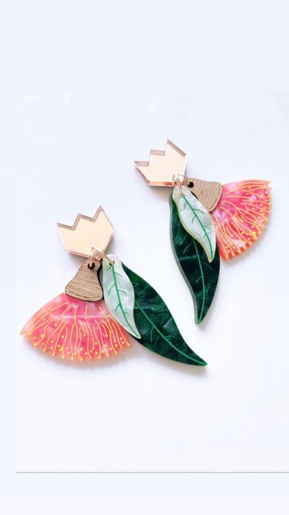 littlealienproducts:Australian Native Gum Blossom Earrings byMossiBySami