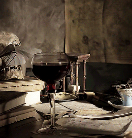 tumblr_piigcdmCF61qbhgiho4_r1_400.gif