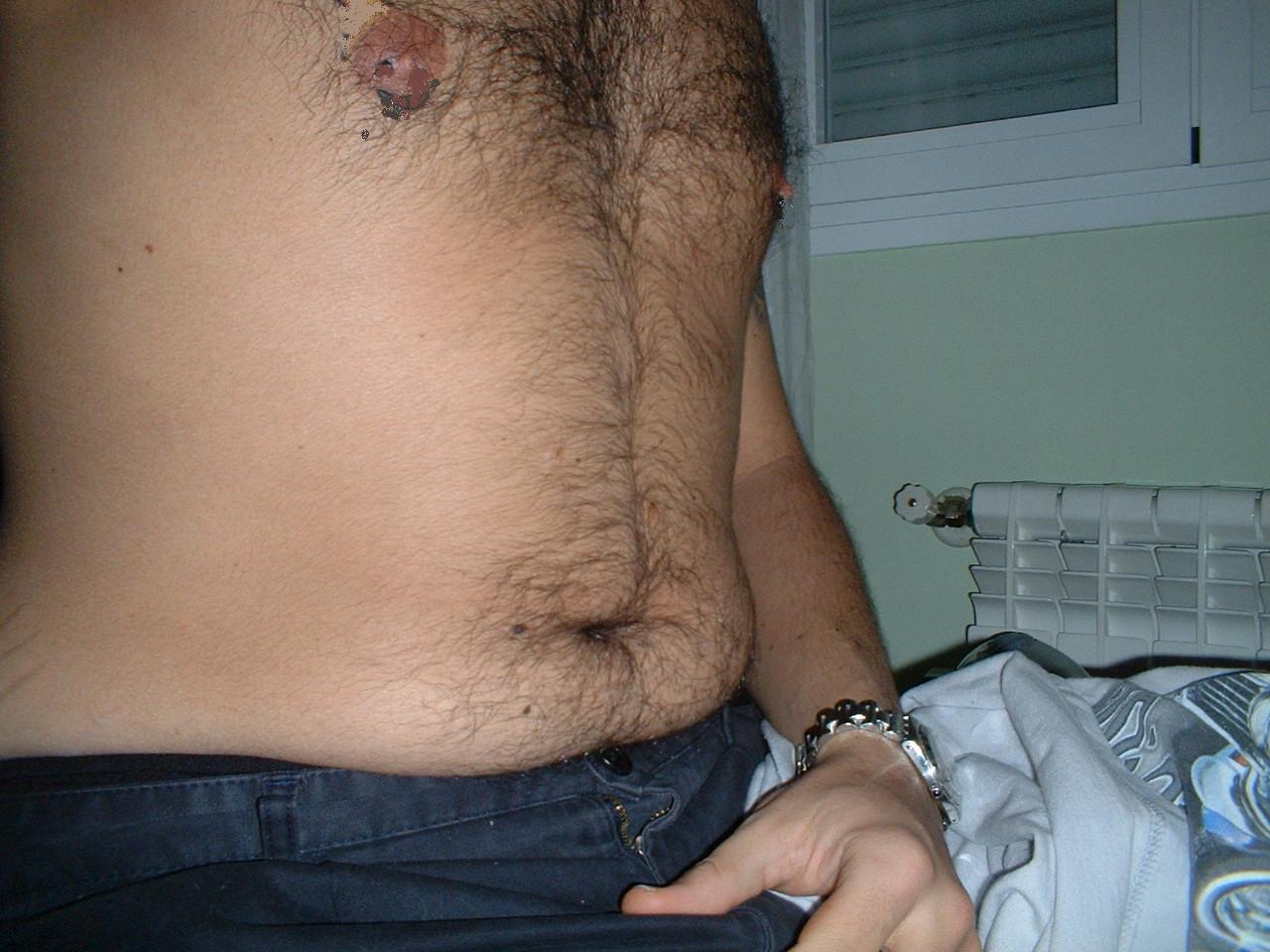 feedmealive:  See what overeating do! Â First picture is an old one and all the
