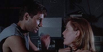 startwreck:Scully caressing Mulder’s hair