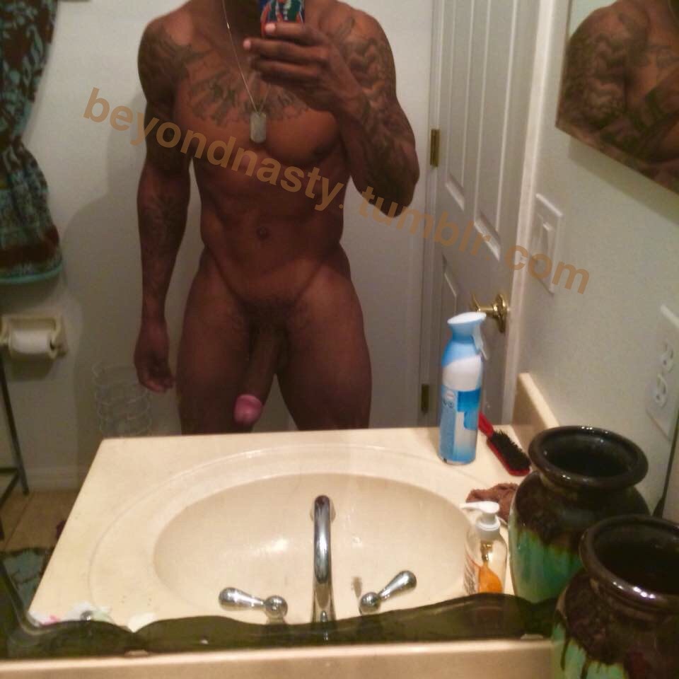 freekykev:  beyondnasty:  Pretty lips freak who likes bad ass transwoman and natural