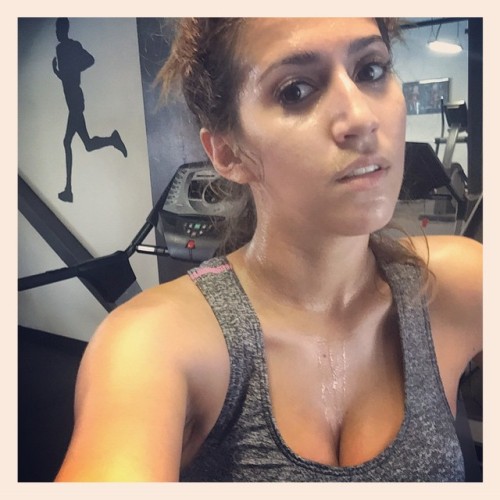 Sex If you don’t selfie, did you even gym? pictures
