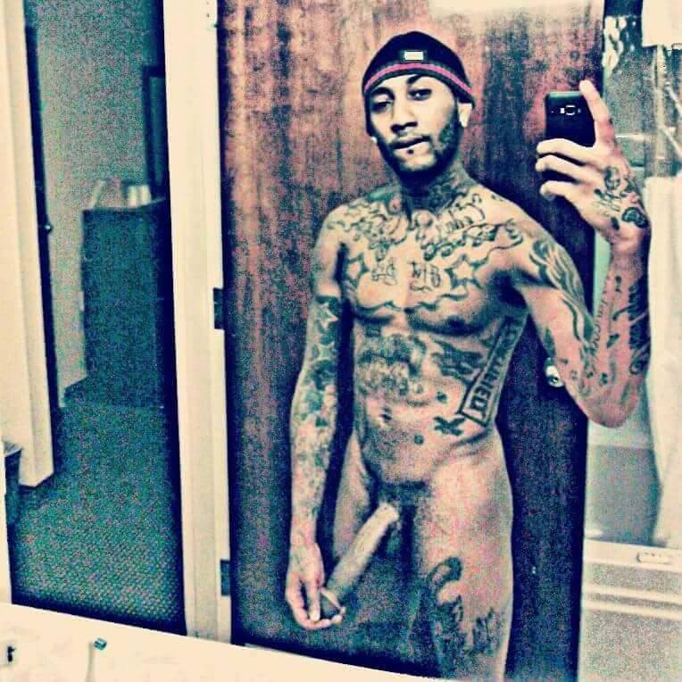 kik-supalips87:  Top Shelf Exclusive, daddy got dick! Submissions @kik-supalips87
