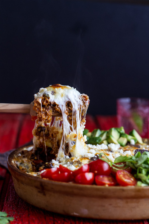 do-not-touch-my-food:  Cheesy Black Bean and Quinoa Taco Bake 