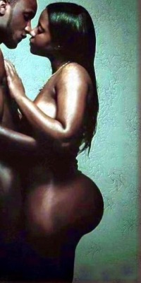 DaMN SHE THICK