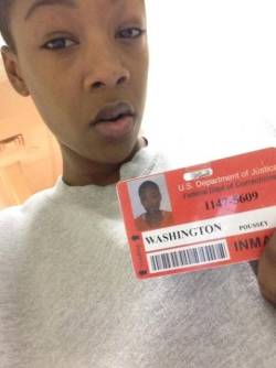 royalblackpirate:  plus-size-barbiee:  God I have such a crush on her  Poussey will always be the bae 