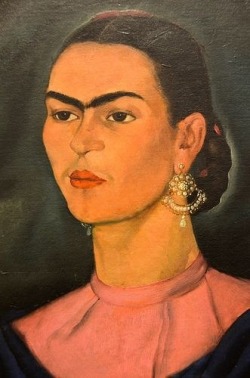 dionyssos:  Frida Kahlo , selfportrait
