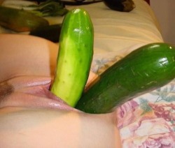 Dildoingapingholes:  Biggest Toys In My Holes!