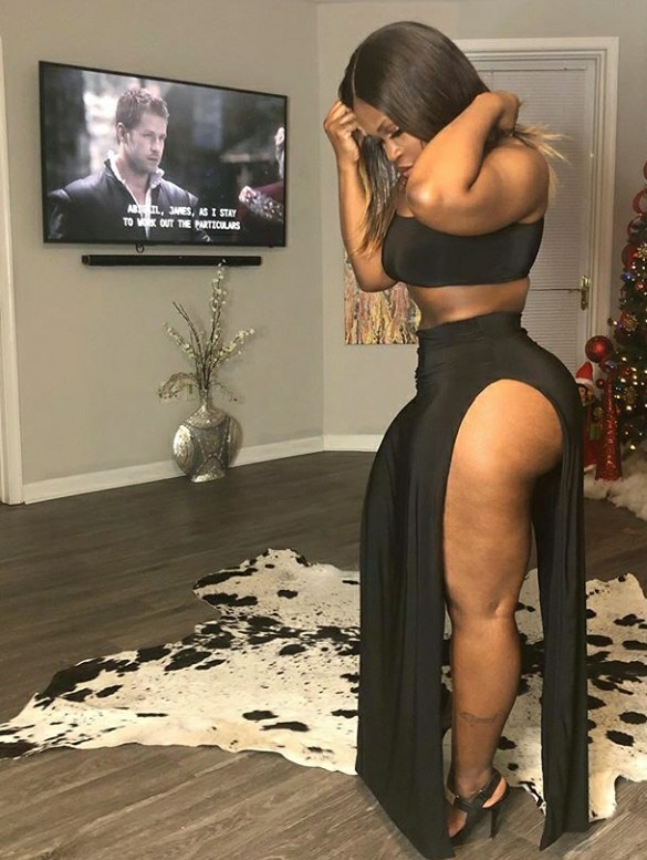 wethatgirlxxx:princejazziedad:Luscious. Curvy DarkSkinned. BootiDeliciousMs dbCurves