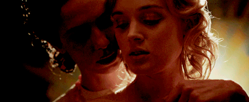 twoquickdeaths:Bill and Elizabeth / Elizabeth and Olive / Olive and Bill / Bill and Elizabeth and Olive