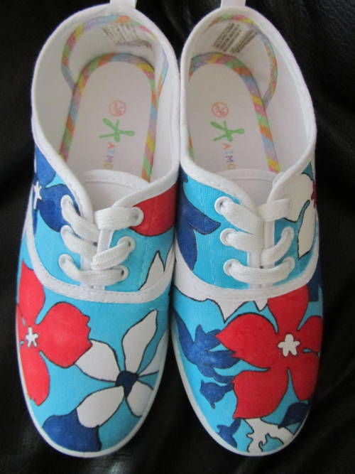 Just thought I’d transform some Primark trainers into awesome Hawaii inspired shoes with some 