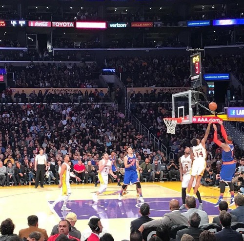 51don:At the Laker game