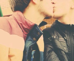 gayingtheworld:  GAYING THE WORLD <3