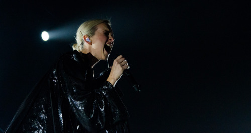 Broods @ Vector Arena, Auckland. 15/07/2016