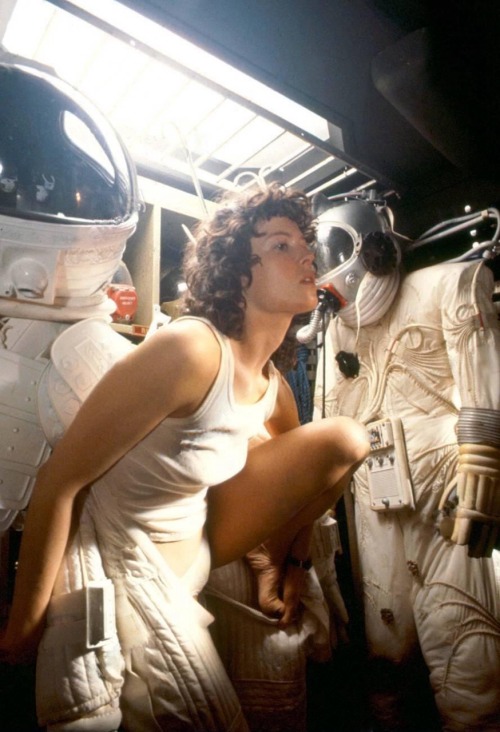 scifiandfantasyuniverse: Ripley “Alien”