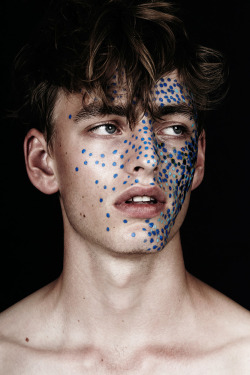 khromae:  strangeforeignbeauty:  Erik Fallberg