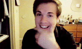 chelseamayday:Cody Carson’s laugh appreciation post