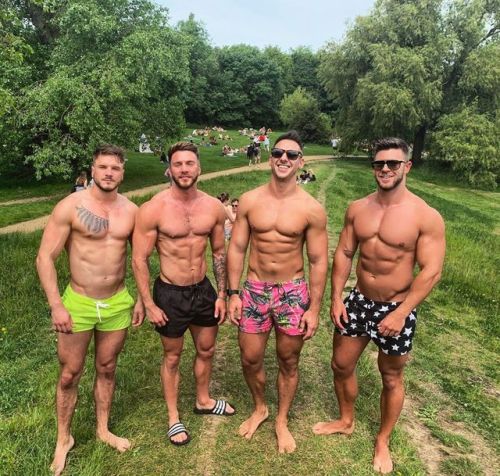 the right pack of bros will only enhance adult photos