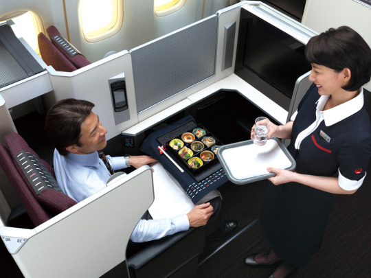 Economy vs. business class: is it really worth it?