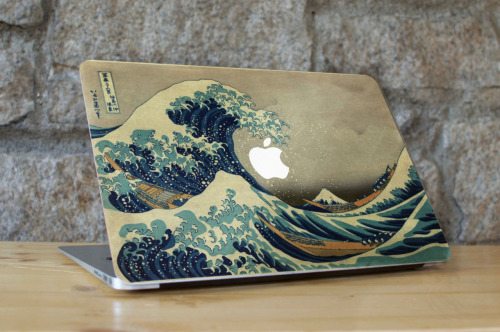 wordsnquotes:  culturenlifestyle:Artistic Computer Decals Inspired by Classical Art WallMac produces artistic removable Macbook skins. They create colorful and photographic prints that would appeal to anybody and caters to every kind of personality.
