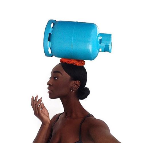 Loza Maleombho is Still Pushing Boundaries with Her ‘Alien Edits’ Selfie Series.Turning the lens on 