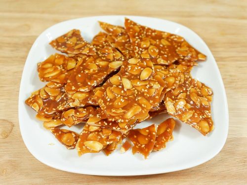 in-my-mouth:Almond Chikki (Indian Almond Brittle) 