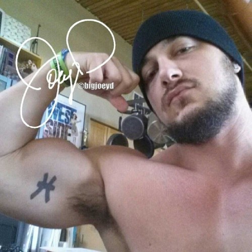 bigjoeyd:  #Flex_Friday is here again!  #fit #fitspo #fitspiration #fitness #instagramfitness #muscle #ripped #jacked #bodybuilding #gorilla #gym #exercise #picoftheday #flex #athlete #athletic #dedication #motivation #inspiration #follow #hot #workout