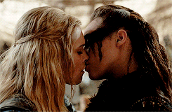 sassysaviour:  Clarke not-so-straight Griffin 