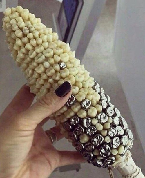 extremelycursedimages:Teeth on the Cob ❤