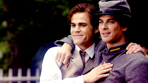 salvatoretoujours:  I’m defan forever 